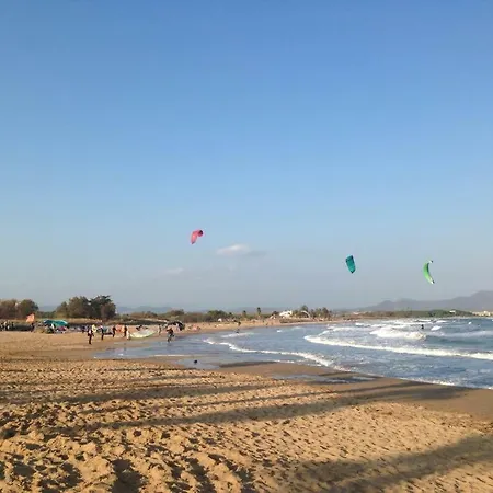 La Vie Est Belle Roquebrune-sur Argens